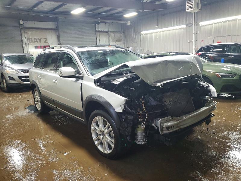 Photo 4 from auction – 2016 VOLVO XC70 T5 PR with VIN YV440MBK6G1238671