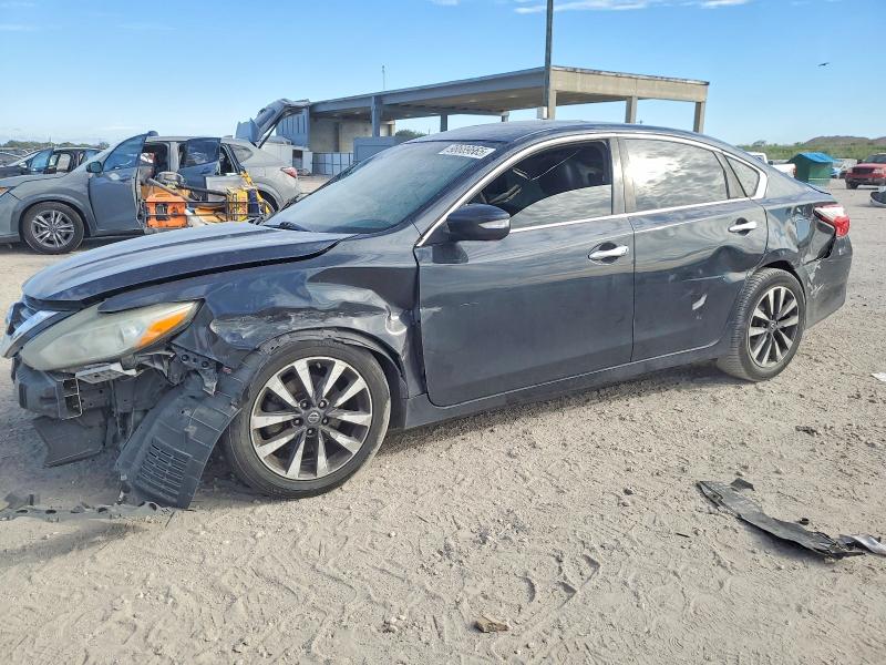 NISSAN ALTIMA 2017 with VIN 1N4AL3AP7HC231583 - Photo from auction
