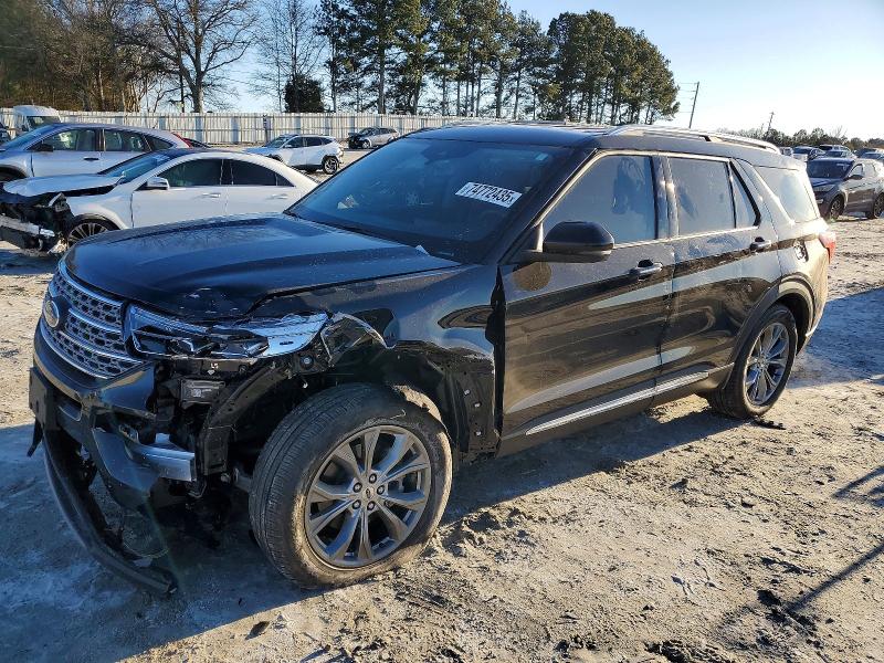 FORD EXPLORER 2022 with VIN 1FMSK7FH4NGA88991 - Photo from auction