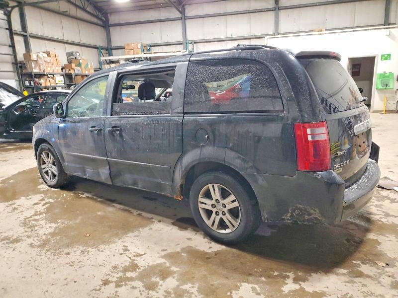 Photo 2 from auction – 2010 DODGE GRAND CARA with VIN 2D4RN4DE5AR471397