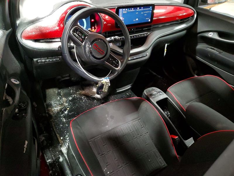Photo 8 from auction – 2024 FIAT 500 with VIN ZFAFFAA47RX216262