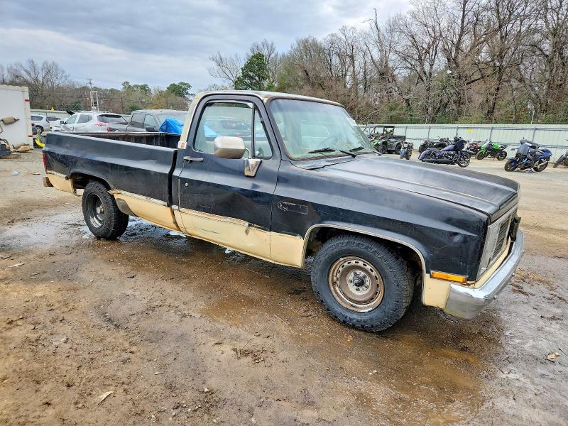 Foto 4 de la subasta – 1984 GMC C1500 con VIN 1GTDC14D3EF708467