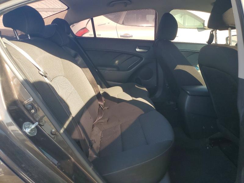 Photo 10 from auction – 2018 KIA FORTE LX with VIN 3KPFK4A72JE181313