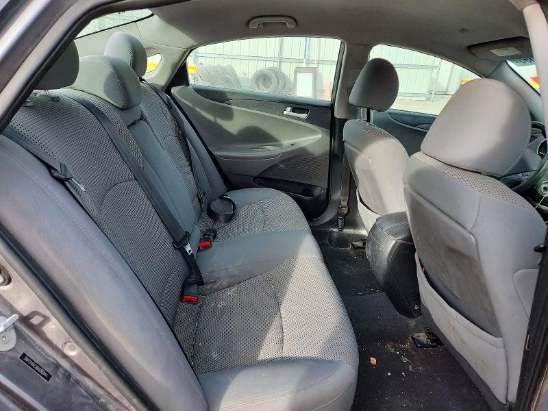 Photo 10 from auction – 2011 HYUNDAI SONATA with VIN 5NPEB4AC0BH285644
