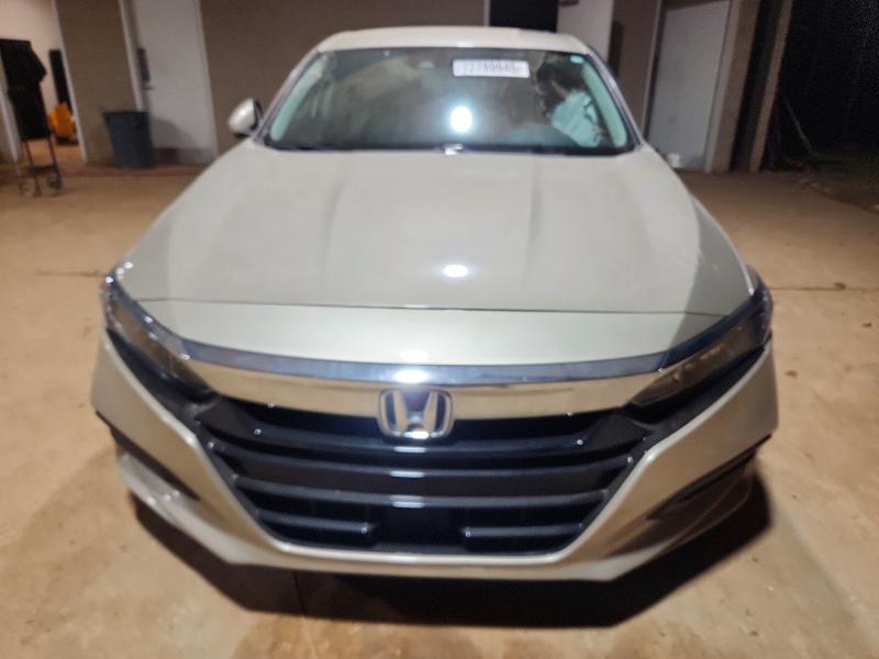 Photo 5 from auction – 2018 HONDA ACCORD LX with VIN 1HGCV1F19JA257675
