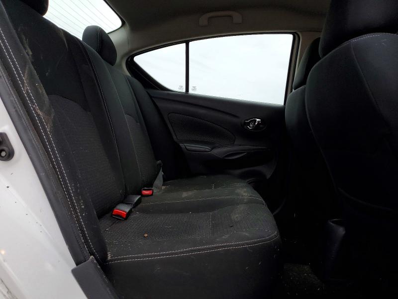 Photo 10 from auction – 2018 NISSAN VERSA S with VIN 3N1CN7AP7JL871889