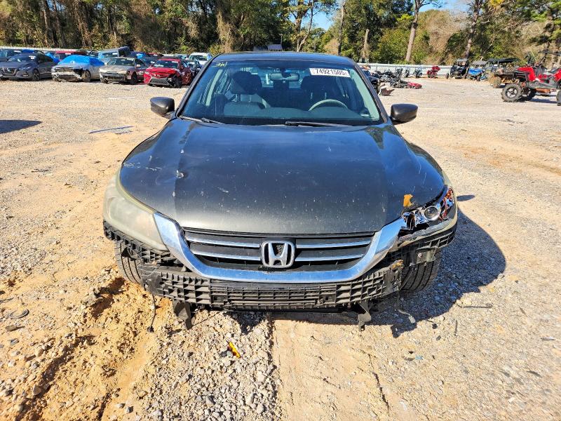 Photo 5 from auction – 2015 HONDA ACCORD with VIN 1HGCR2F51FA122422