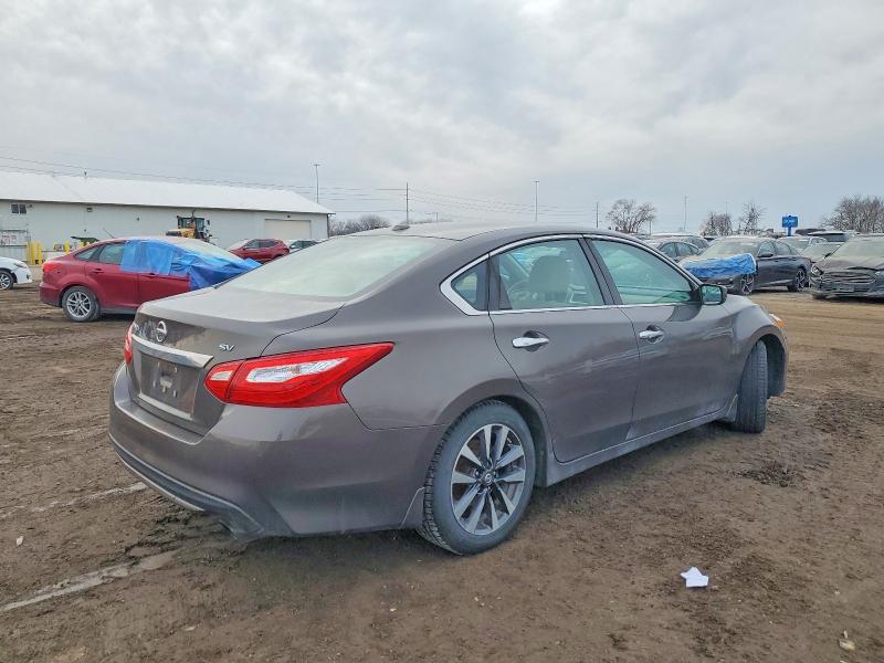 Photo 3 from auction – 2017 NISSAN ALTIMA 2.5 with VIN 1N4AL3AP0HC127985