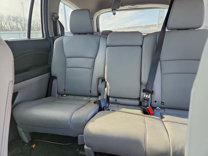 Photo 10 from auction – 2022 HONDA PILOT with VIN 5FNYF6H26NB095229