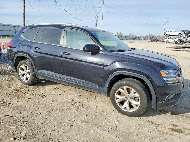 Photo 4 from auction – 2018 VOLKSWAGEN ATLAS SE with VIN 1V2DP2CA6JC600419
