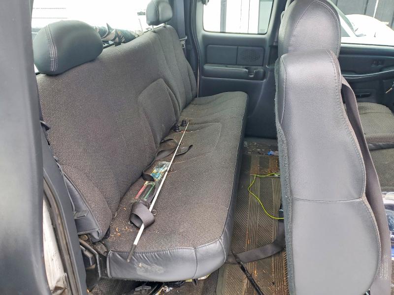 Photo 11 from auction – 2001 CHEVROLET SILVERADO with VIN 1GCJK39U41E254112