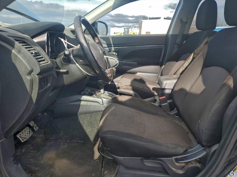 Photo 7 from auction – 2017 MITSUBISHI OUTLANDER with VIN JA4AP3AU2HZ036695