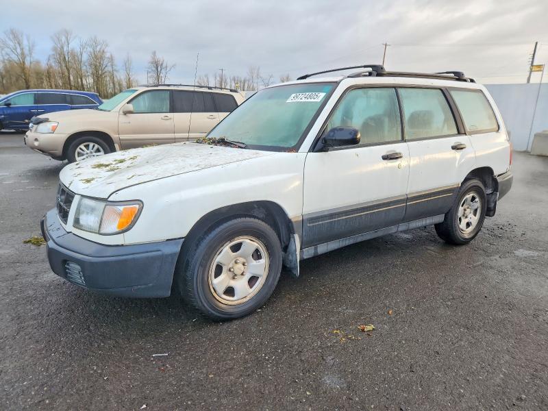 SUBARU FORESTER L 1998 with VIN JF1SF6356WH779633 - Photo from auction