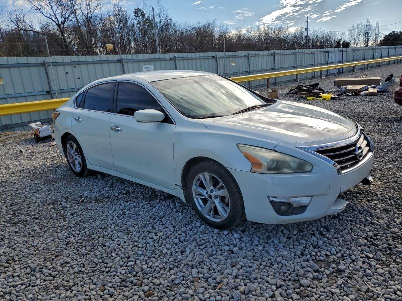 Zdjęcie 4 z aukcji – 2015 NISSAN ALTIMA 2.5 z VIN 1N4AL3AP1FC221242