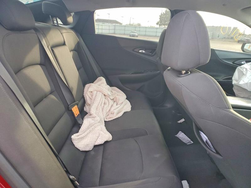Photo 10 from auction – 2018 CHEVROLET MALIBU with VIN 1G1ZD5ST2JF124374