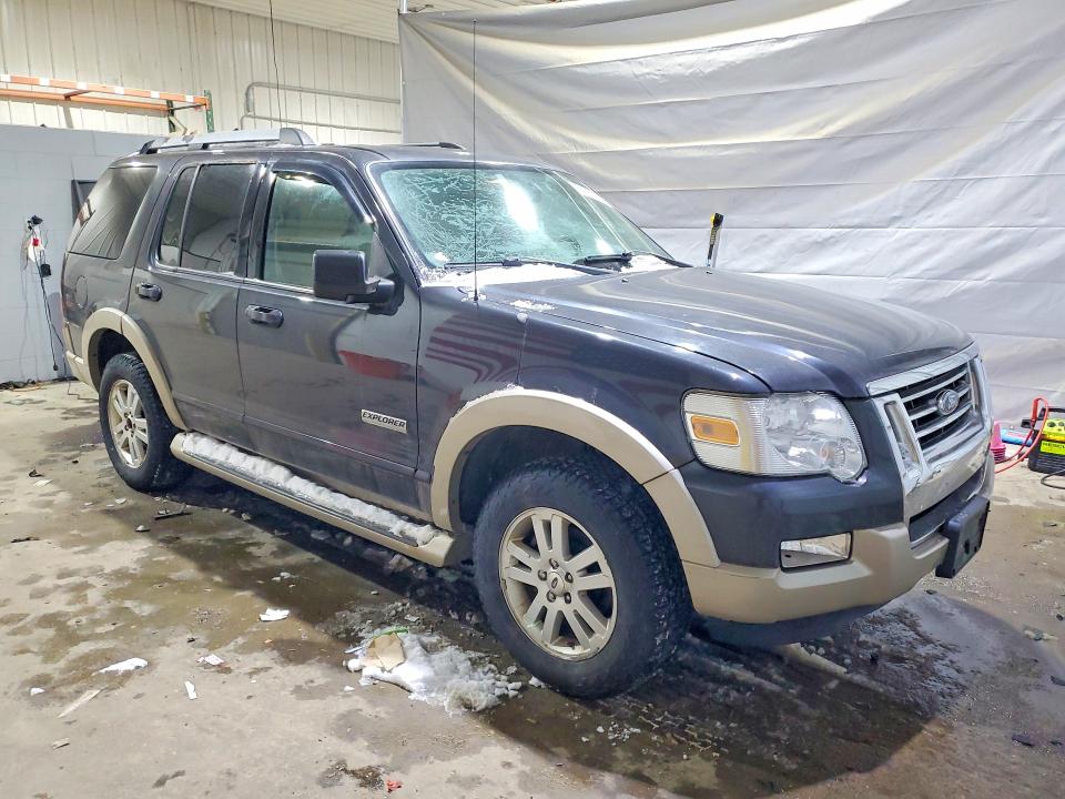 Photo 4 from auction – 2007 FORD EXPLORER E with VIN 1FMEU74E57UA41912