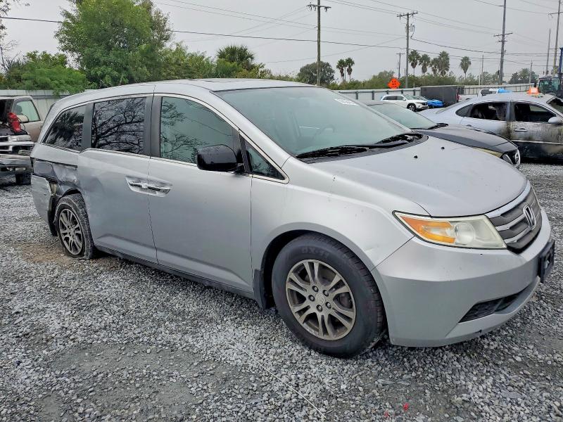 Photo 4 from auction – 2013 HONDA ODYSSEY EX with VIN 5FNRL5H63DB023929