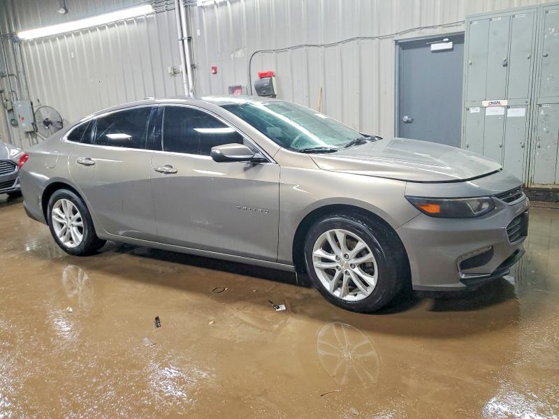 Photo 4 from auction – 2017 CHEVROLET MALIBU LT with VIN 1G1ZE5ST1HF218771