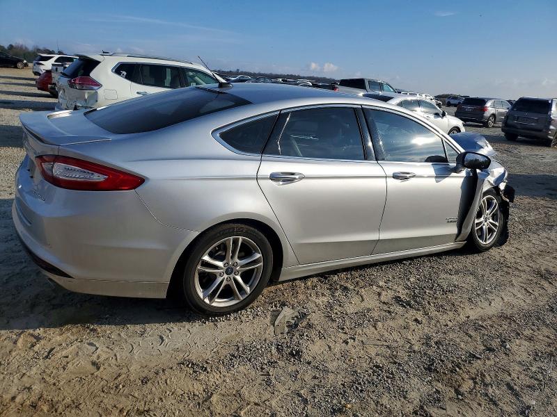 Photo 3 from auction – 2016 FORD FUSION with VIN 3FA6P0SU0GR294425