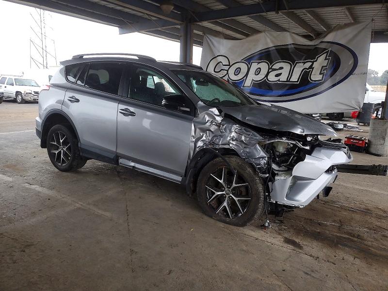 Фото 4 с аукциона – 2017 TOYOTA RAV4 с VIN 2T3NFREV2HW379989