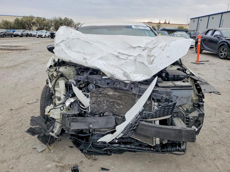 Photo 5 from auction – 2016 KIA OPTIMA with VIN KNAGT4L37G5073945