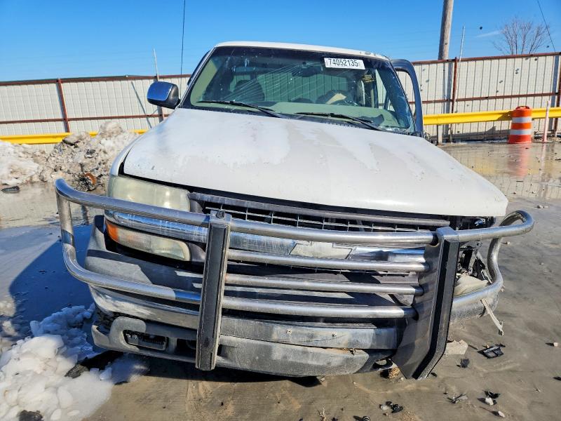 Photo 5 from auction – 2002 CHEVROLET SILVERADO with VIN 2GCEK19T821343598