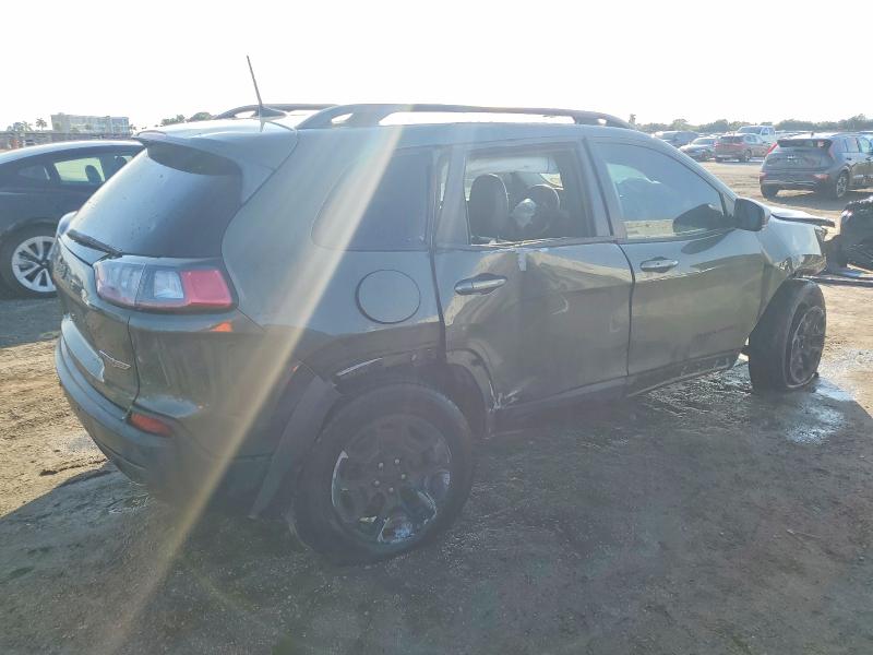 Photo 3 from auction – 2019 JEEP CHEROKEE T with VIN 1C4PJMBX5KD169410
