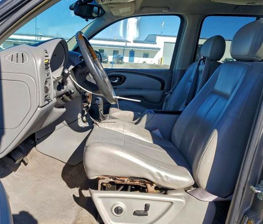 Photo 7 from auction – 2005 BUICK RAINIER CX with VIN 5GADT13S552166054