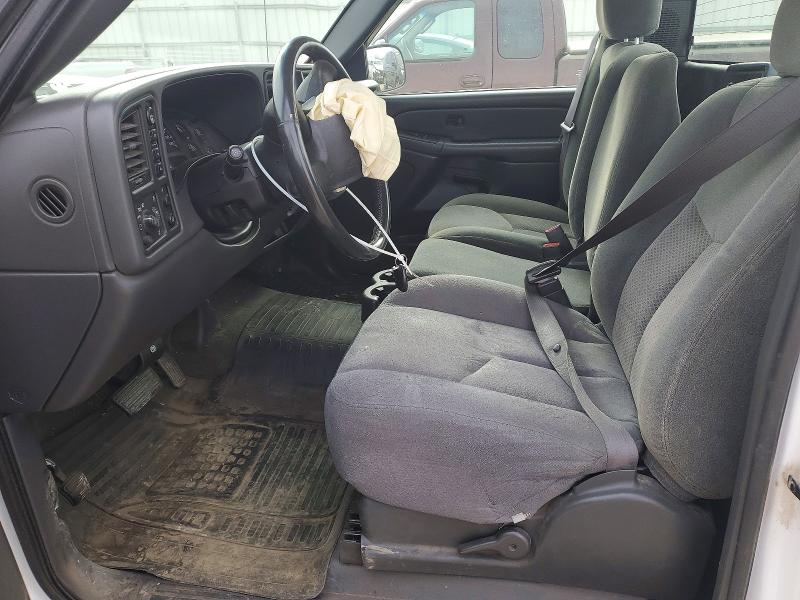 Photo 7 from auction – 2004 CHEVROLET SILVERADO with VIN 1GCEK14T84Z104926