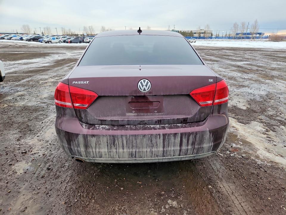 Photo 6 from auction – 2013 VOLKSWAGEN PASSAT with VIN 1VWBH7A32DC027074