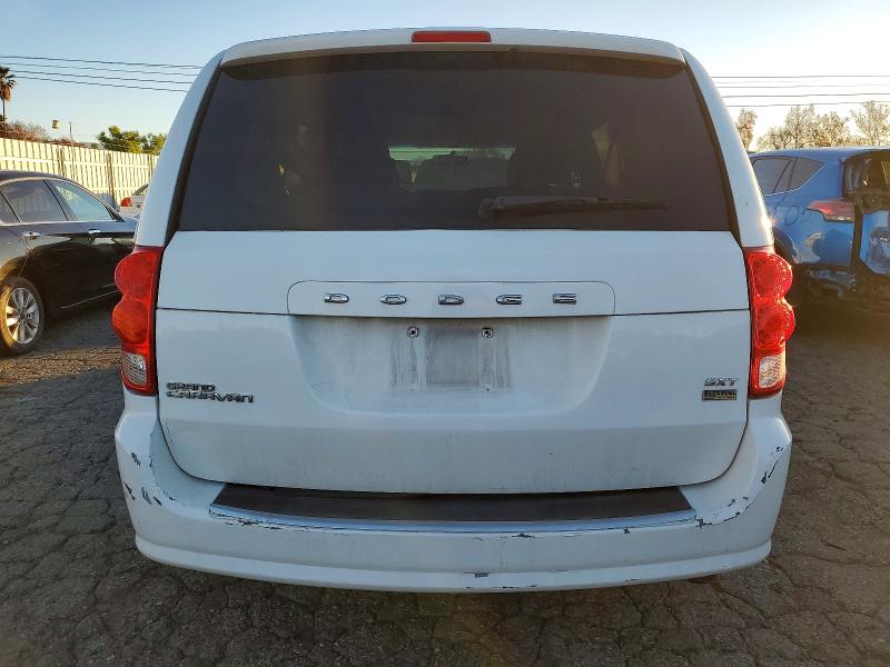 Photo 6 from auction – 2016 DODGE GRAND CARA with VIN 2C4RDGCG1GR375702