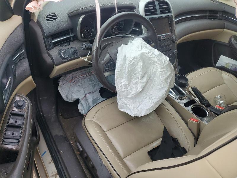 Photo 8 from auction – 2015 CHEVROLET MALIBU 2LT with VIN 1G11D5SL2FF205234