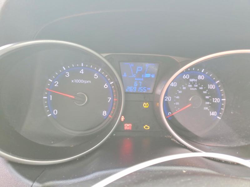 Photo 9 from auction – 2011 HYUNDAI TUCSON with VIN KM8JU3AC3BU169746