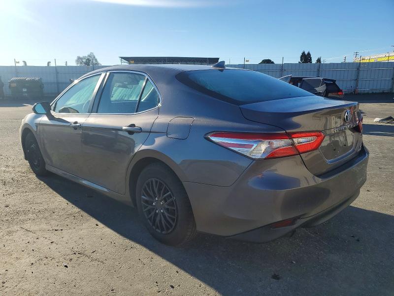 Photo 2 from auction – 2020 TOYOTA CAMRY LE with VIN 4T1C31AK3LU018317