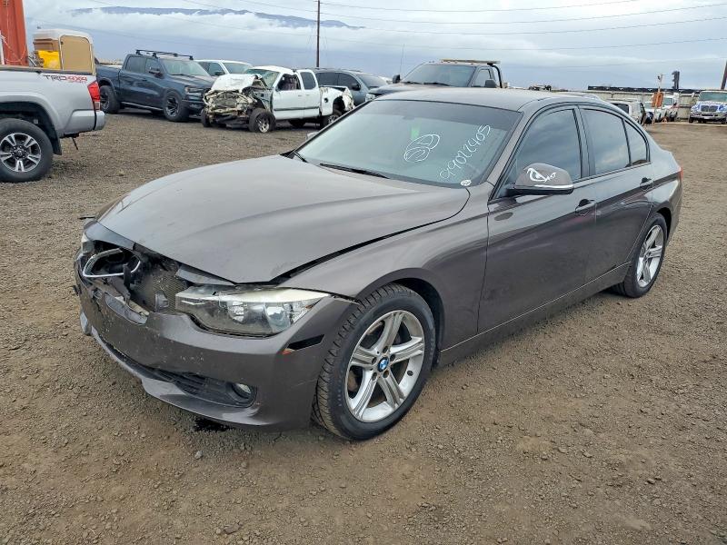 BMW 328 2013 with VIN WBA3A5C58DF600263 - Photo from auction