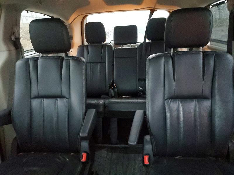 Photo 10 from auction – 2011 CHRYSLER TOWN & COU with VIN 2A4RR8DGXBR677725