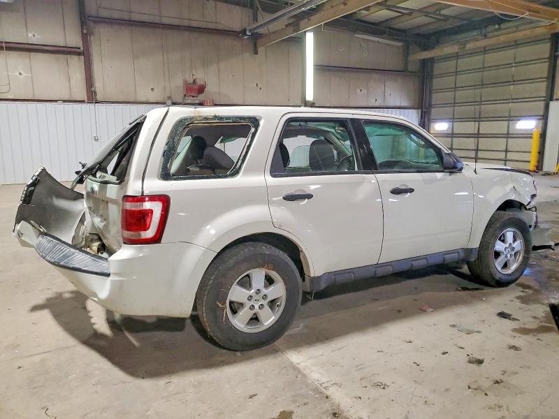 Photo 3 from auction – 2012 FORD ESCAPE XLS with VIN 1FMCU0C78CKC77672