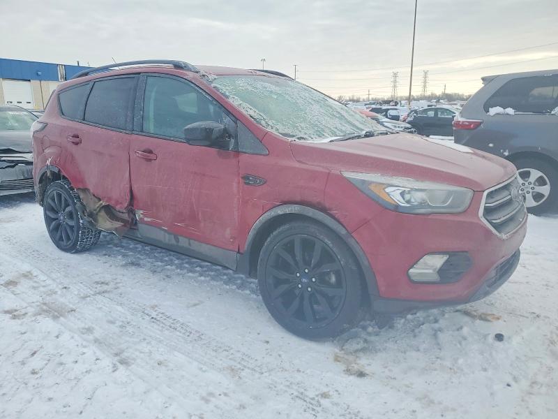 Photo 4 from auction – 2017 FORD ESCAPE with VIN 1FMCU0GD4HUD92796