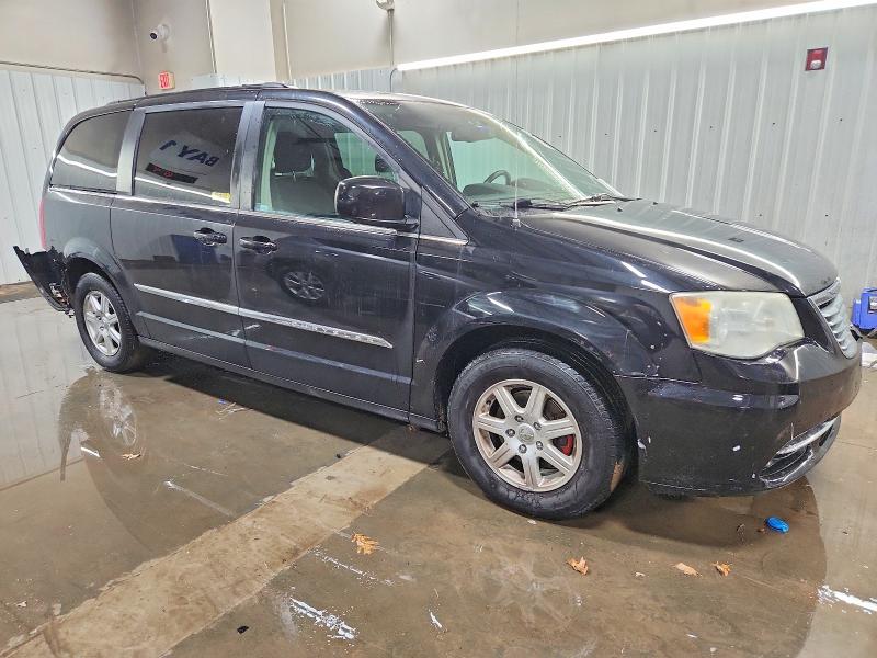 Photo 4 from auction – 2011 CHRYSLER TOWN & COU with VIN 2A4RR5DG9BR733491