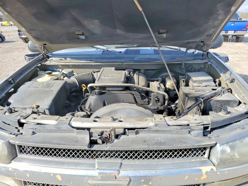 Photo 11 from auction – 2003 CHEVROLET TRAILBLAZE with VIN 1GNDS13S032257609