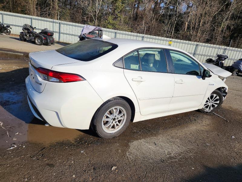 Photo 3 from auction – 2020 TOYOTA COROLLA LE with VIN JTDEBRBE2LJ022352