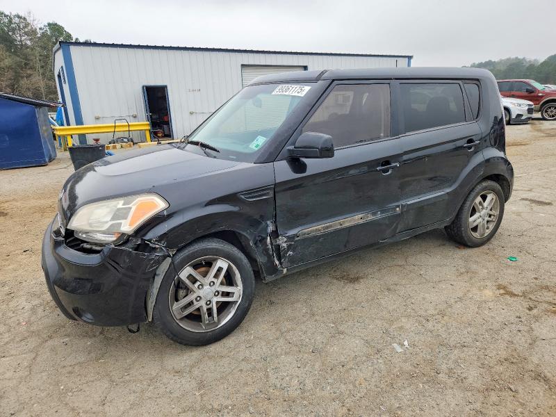 KIA SOUL + 2011 with VIN KNDJT2A24B7710813 - Photo from auction