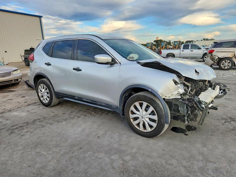 Photo 4 from auction – 2018 NISSAN ROGUE S with VIN 5N1AT2MVXJC772918