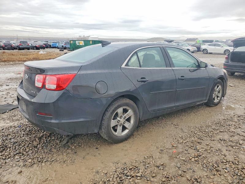 Photo 3 from auction – 2015 CHEVROLET MALIBU LS with VIN 1G11B5SL6FF151085
