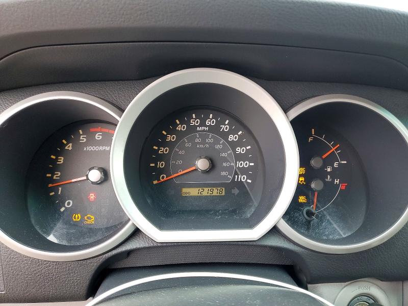Photo 9 from auction – 2006 TOYOTA 4RUNNER SR with VIN JTEBU14R368070528
