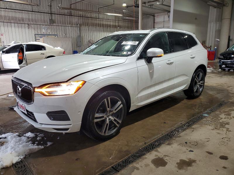 VOLVO XC60 2018 with VIN LYV102RKXJB069576 - Photo from auction