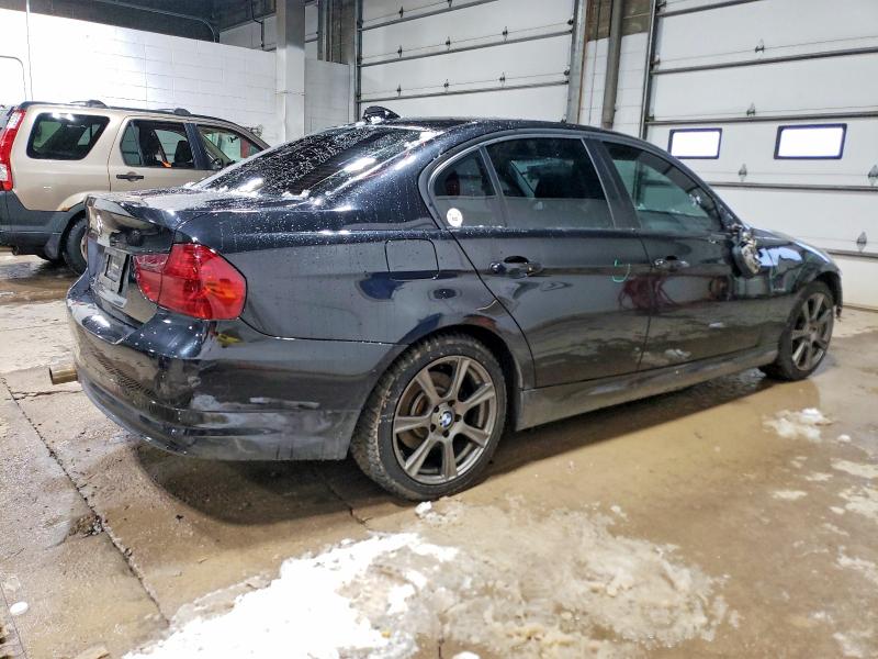 Photo 3 from auction – 2011 BMW 328 XI with VIN WBAPK7C5XBA817138