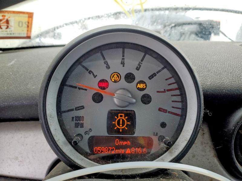 Photo 9 from auction – 2008 MINI COOPER with VIN WMWMF33518TU68349