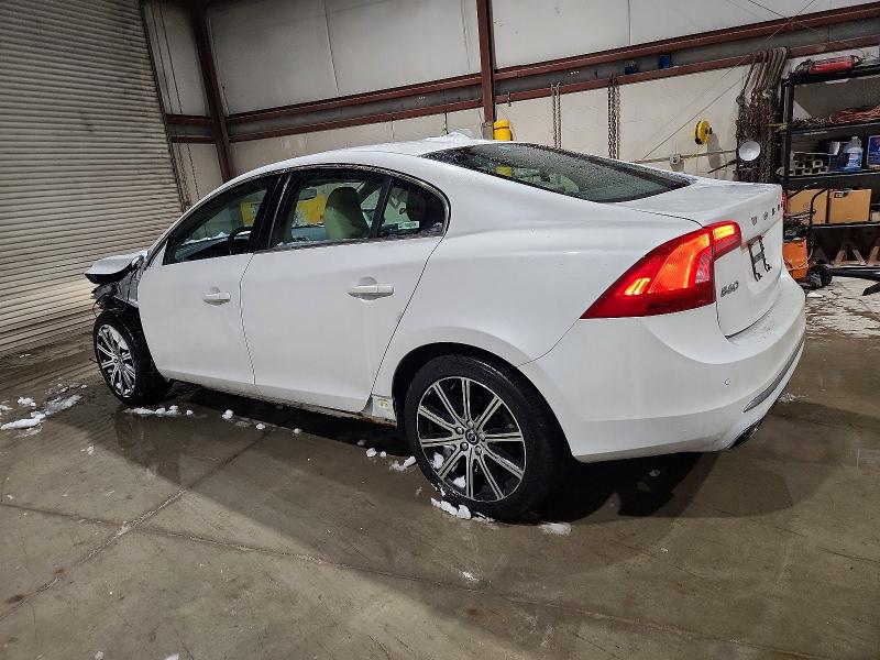 Photo 2 from auction – 2017 VOLVO S60 PLATIN with VIN LYV402TM1HB127351