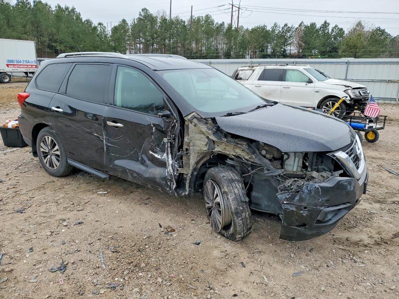 Photo 4 from auction – 2017 NISSAN PATHFINDER with VIN 5N1DR2MM8HC633674